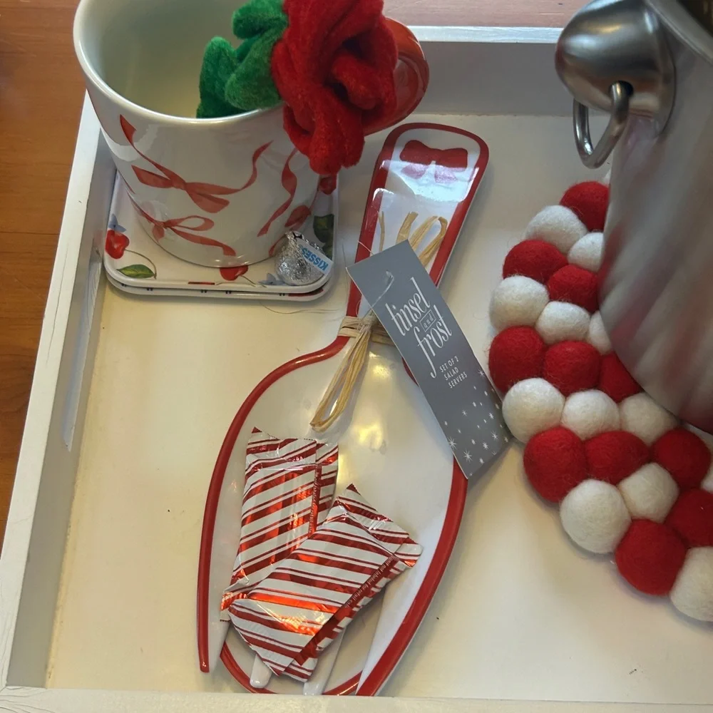 Macys red bow